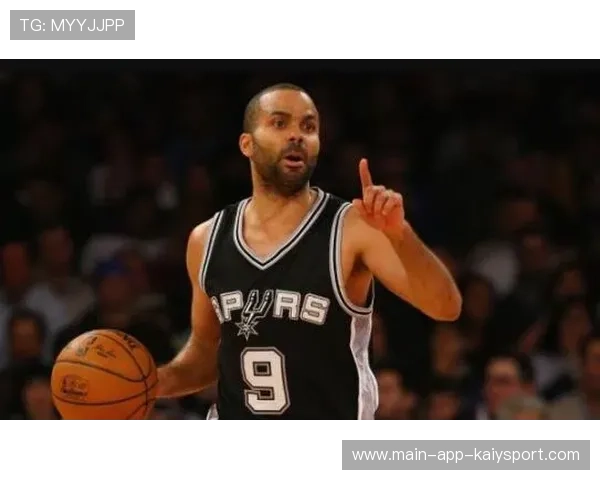 洛卡特利中场长传助攻戴维推射入网，尤文图斯奠定胜局