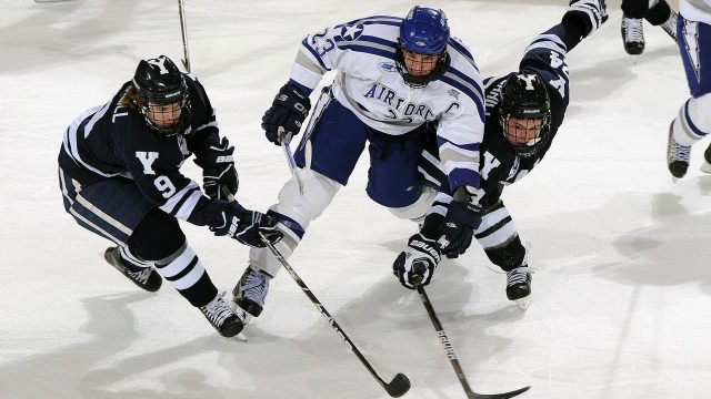 开云体育在线入口-2比1天津！18点38分！山东泰山官宣重磅合同：泽卡谈瓦科、谢文能的最新动态全揭秘